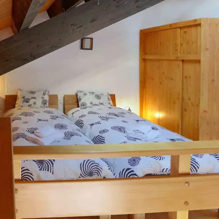 Le Tsaumiau A 17 By Interhome Apartmán